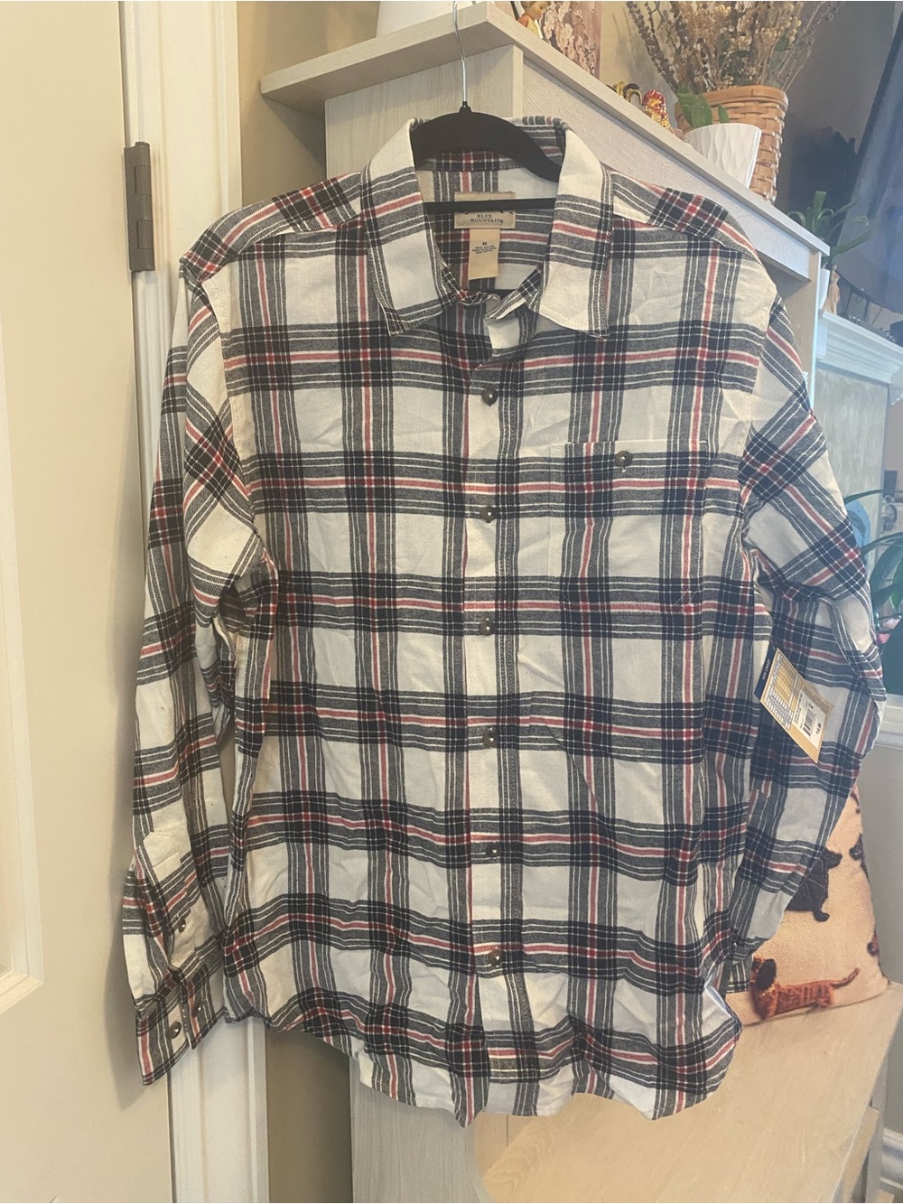 Men's Long-Sleeve Plaid Button-Up Shirt - White, Black & Red